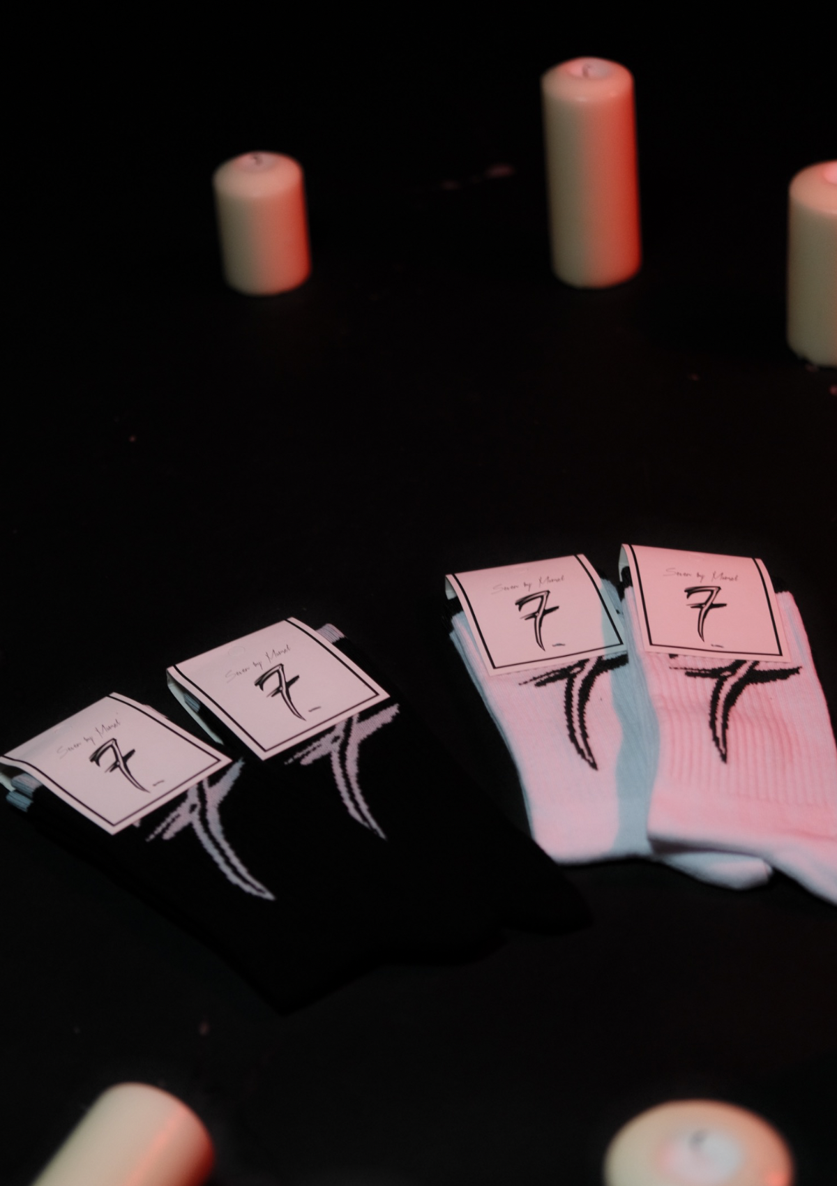 SOCKS/SEVEN Black/White