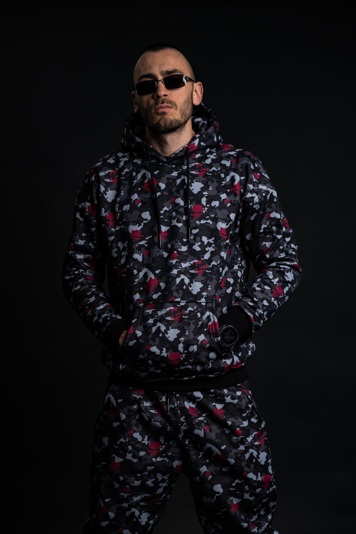 Black Ops SET мъжки анцуг комплект с камуфлажен дизайн отпред