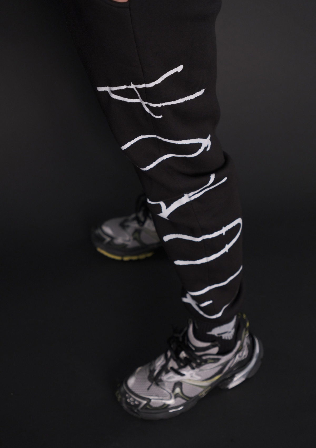 Murda Boyz | Вертикални графики по долнището Circle Code SET – детайл