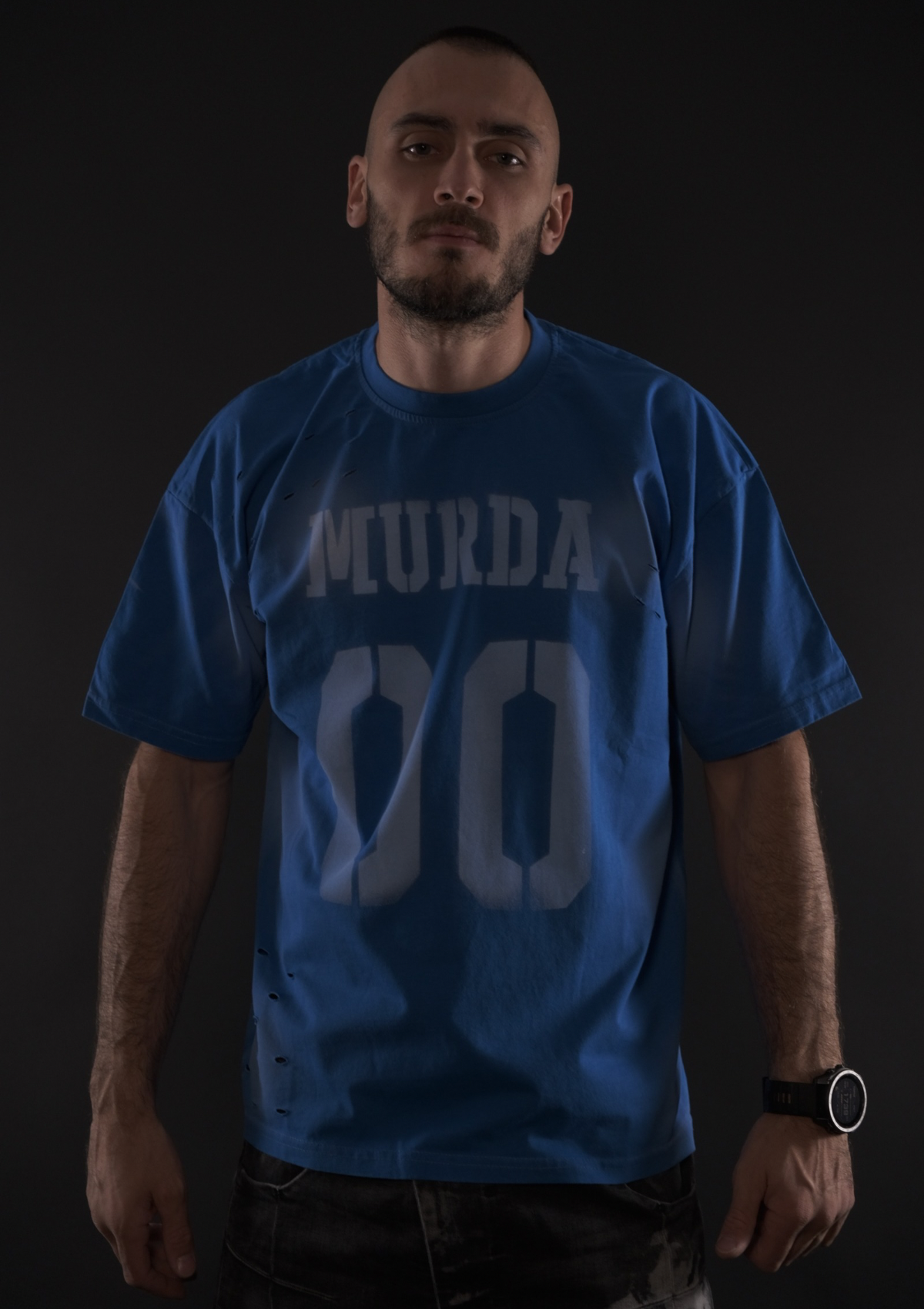 Light washed ефект върху синя тениска MurdaBoyz Code Blue Edition