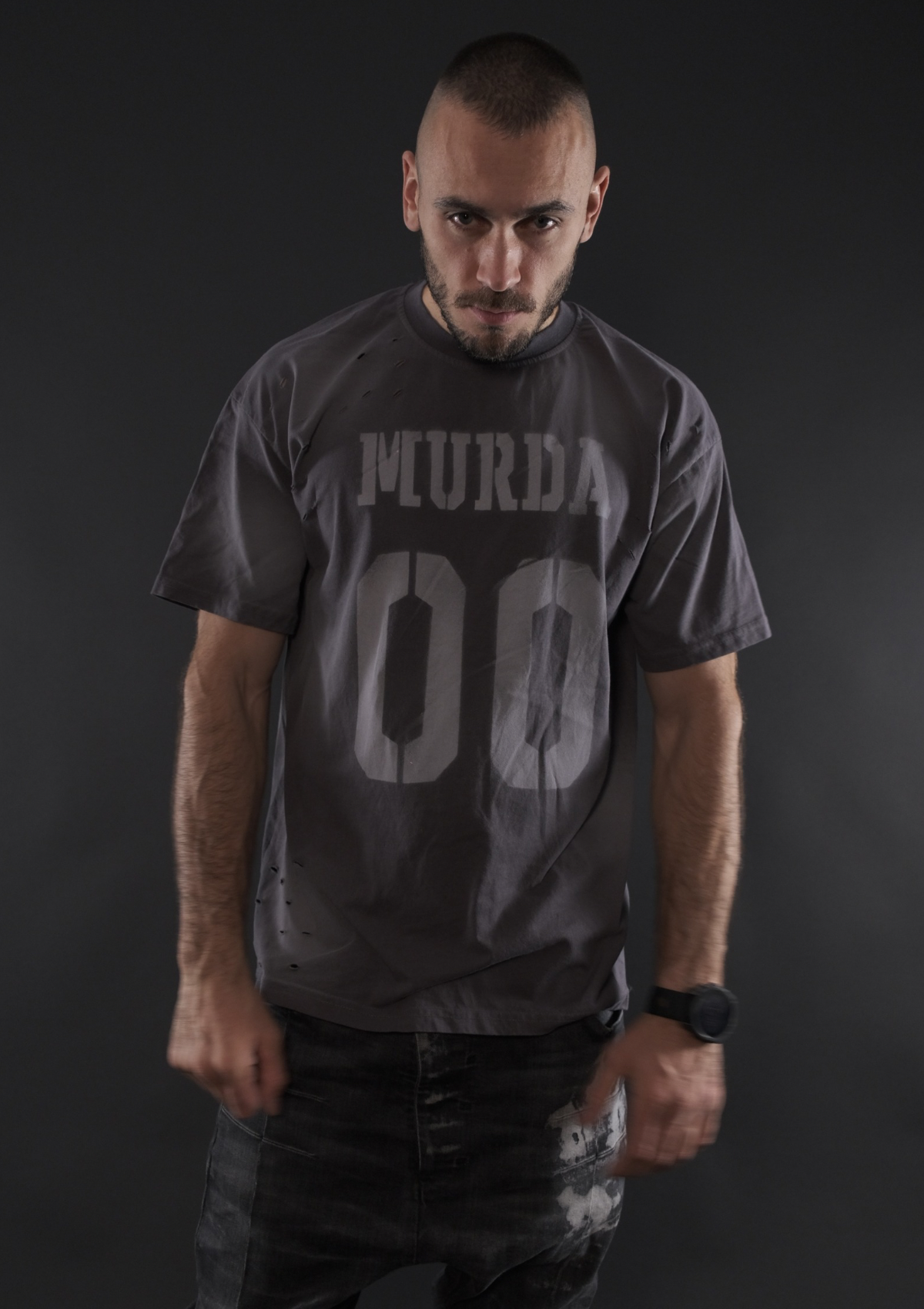 Сива oversized streetwear тениска MurdaBoyz Concrete Edition с принт MURDA 00 отпред