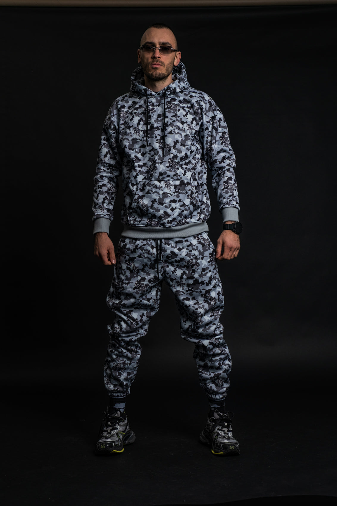 Мъжки камуфлажен спортен комплект Delta Force SET с горнище с качулка и долнище от Murda Boyz