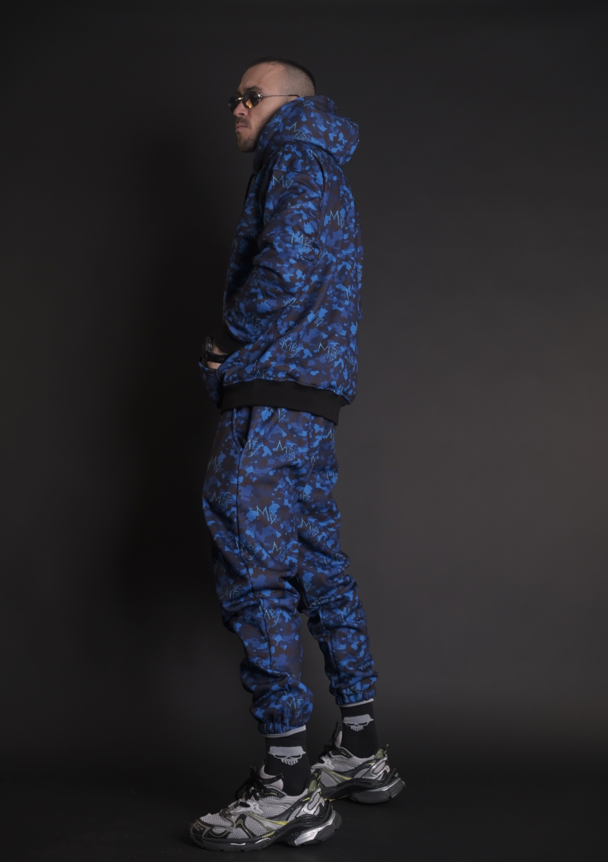 Murda Boyz | Мъжки камуфлажен спортен комплект Navy Seal SET – страничен изглед