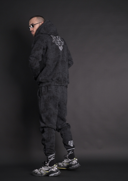 Страничен изглед на streetwear комплекта Shadow SET Murda Logo | Murda Boyz 